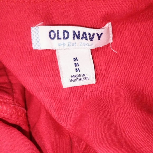 ♥️ NWOT Womens Long Sleeved Red Old Navy Medium Dress Casual Dressy Fun - Picture 3 of 3
